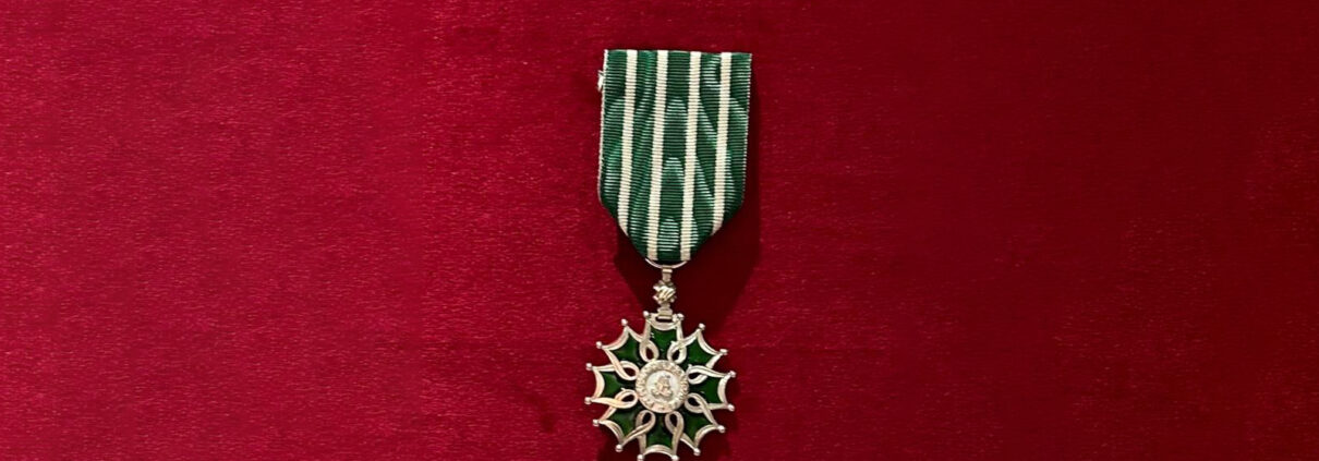 Décoration Chevalier des Arts et des Lettres